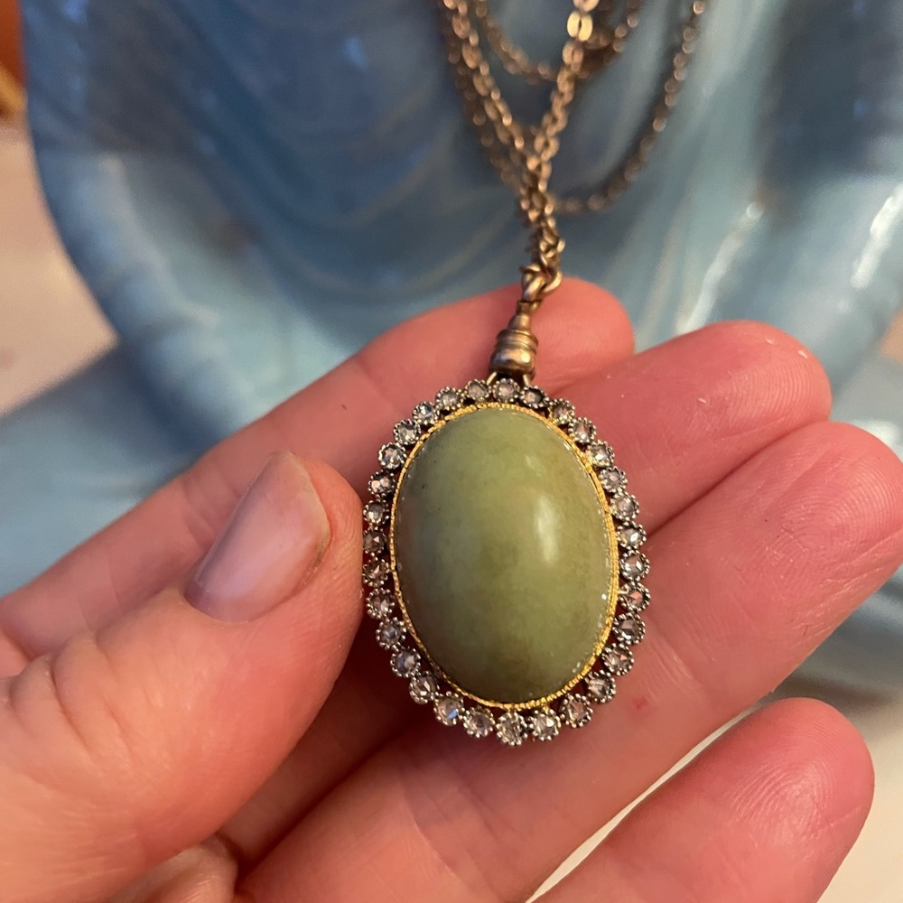 Victorian gold link chain and pendent diamond platinum and gold brooch .